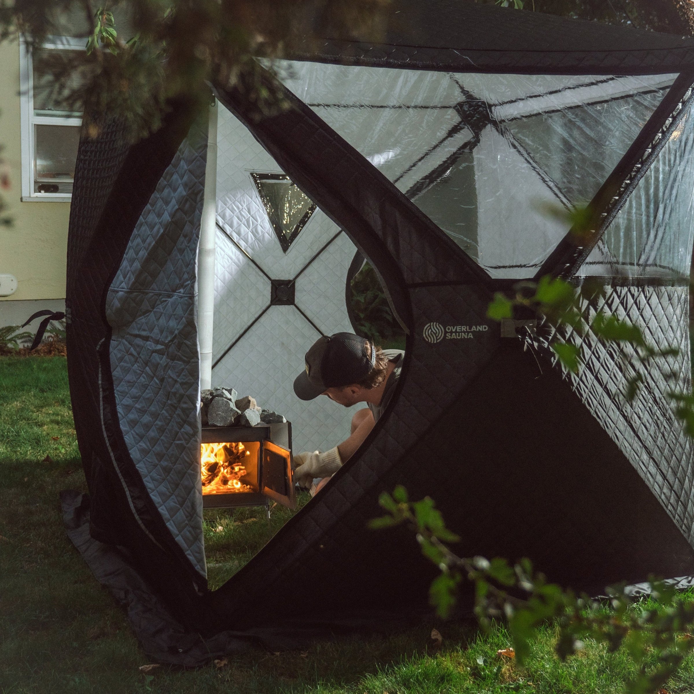 How Hydration Timing Transforms Your Sauna Tent Experience